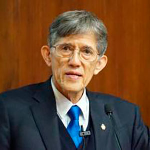 Lazcano Araujo Antonio